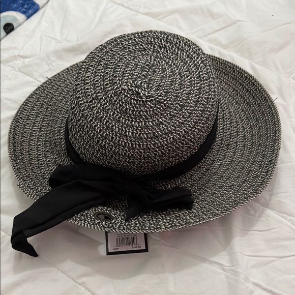 Nine West Accessories - Nine West Chic Black and White Straw Hat with Ribbon